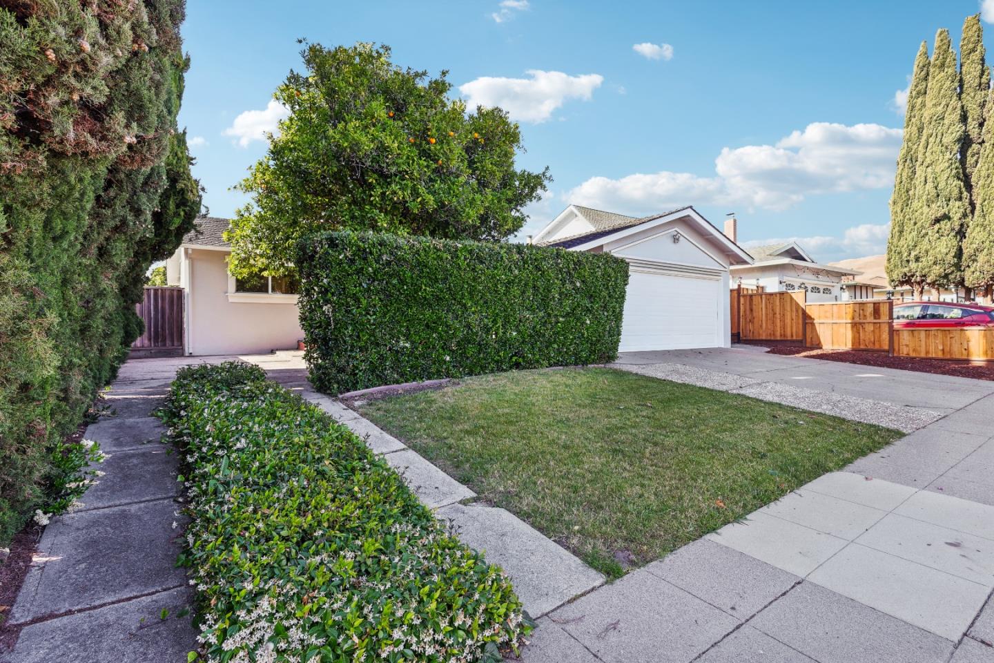1549 Portola DR