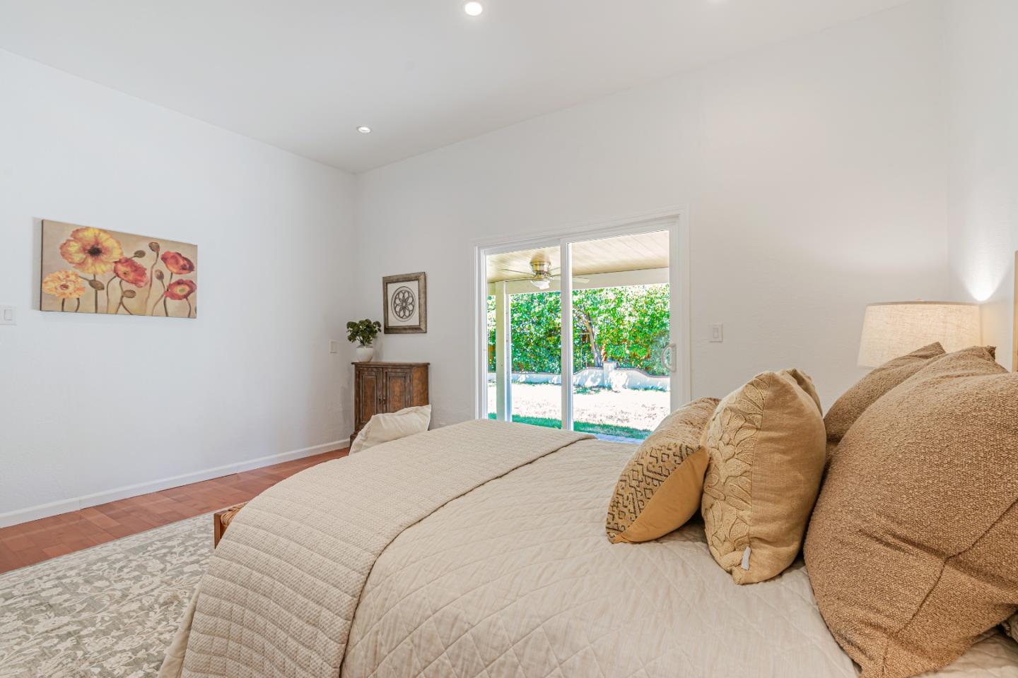 759 Camelback Road