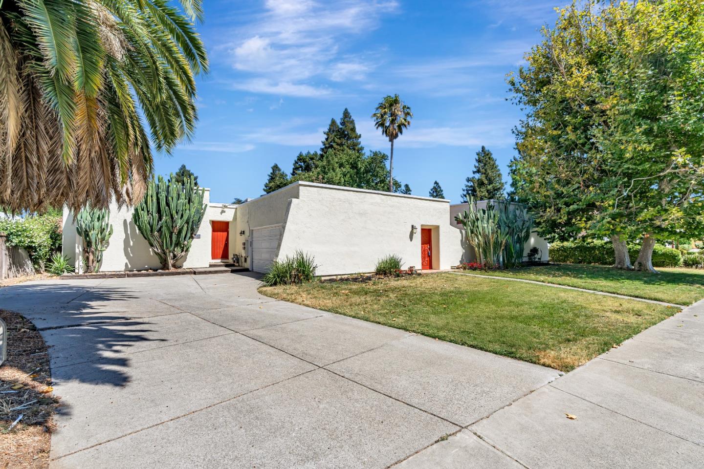 759 Camelback Road