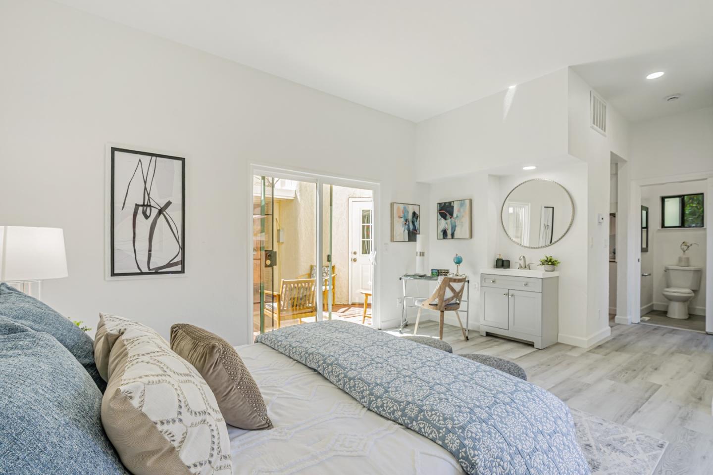 759 Camelback Road