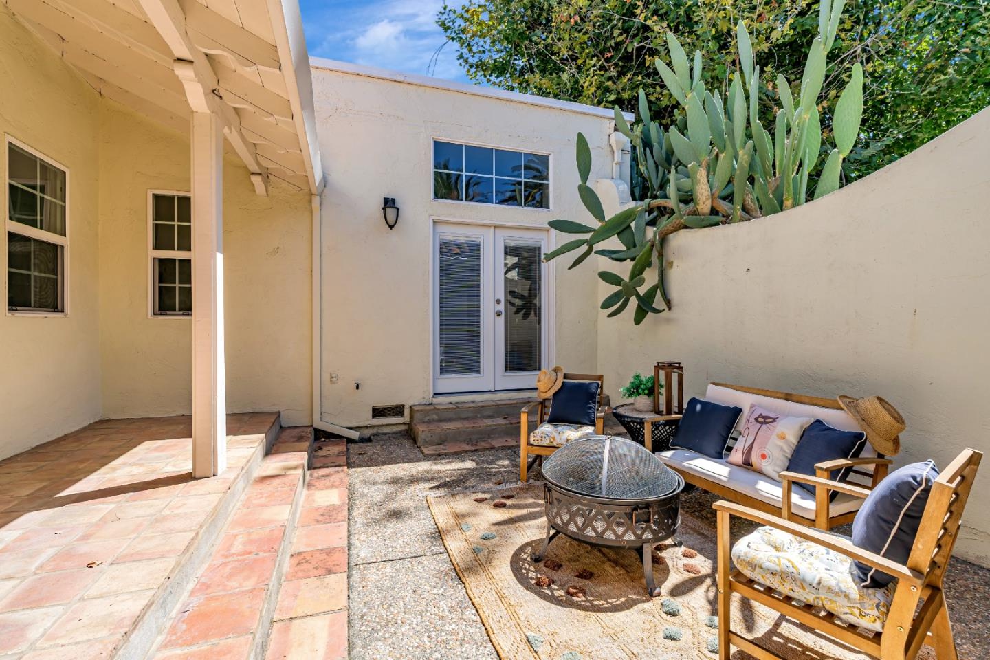 759 Camelback Road