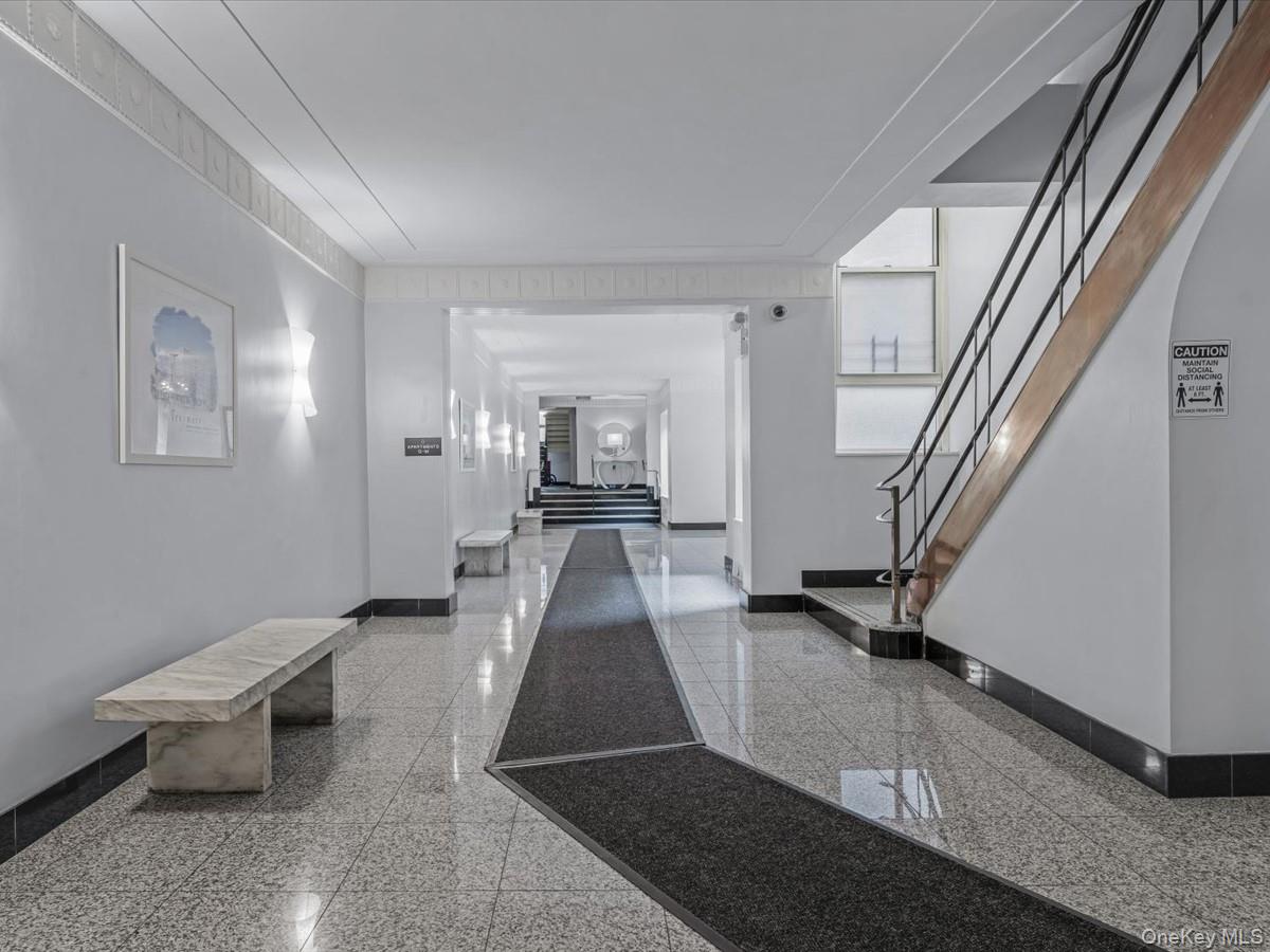 11034 73rd Road Unit: 4F