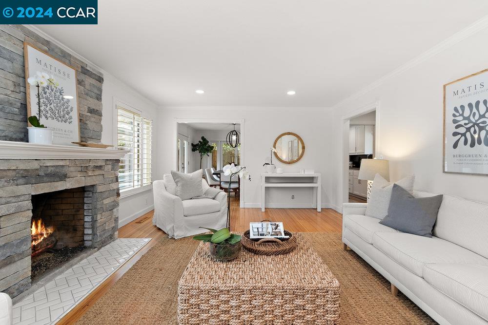 6 Camelford Ct.