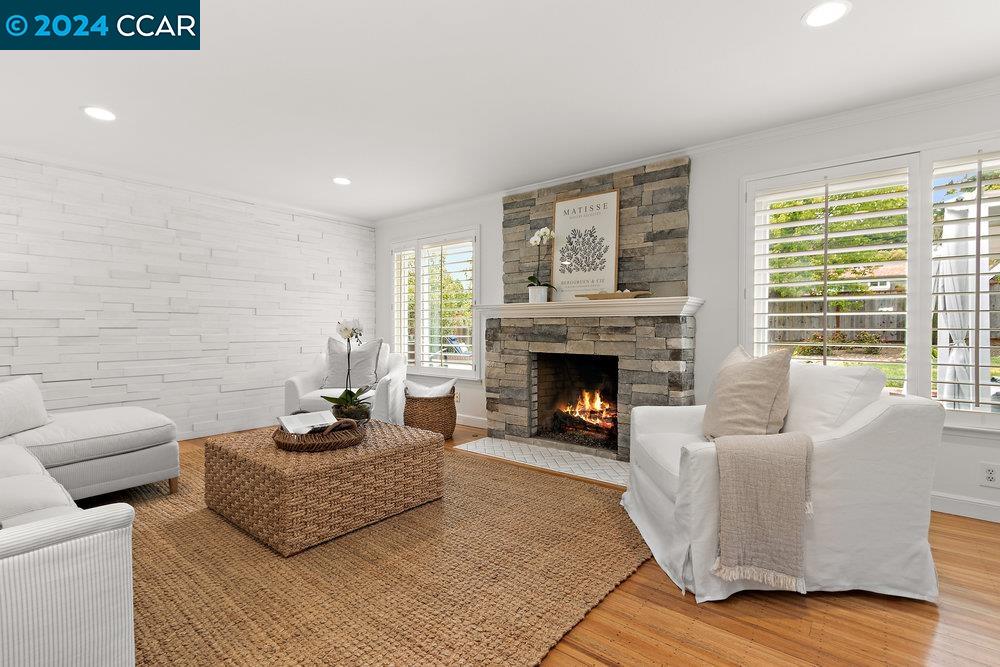 6 Camelford Ct.