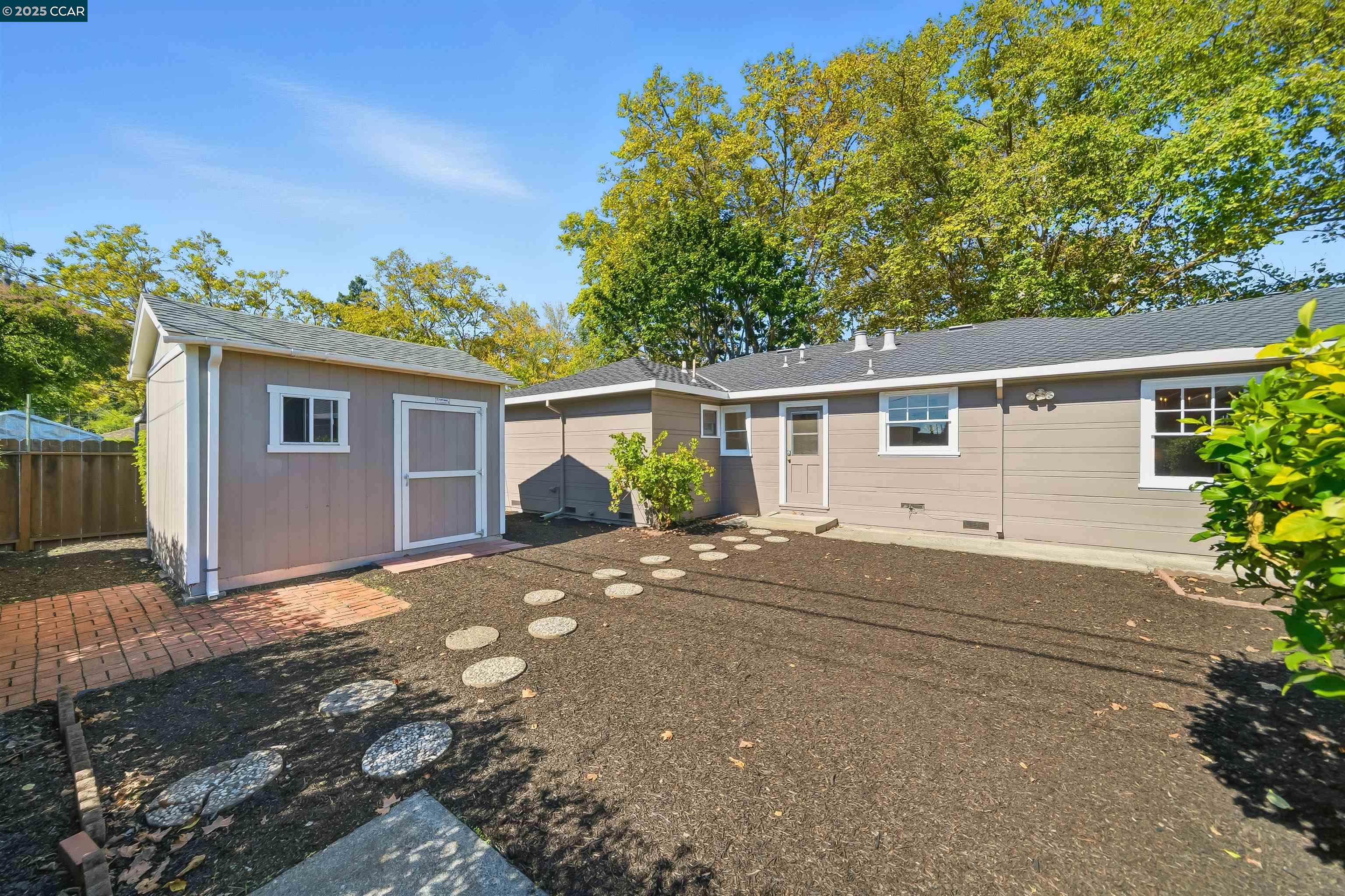 1413 Minahan Way, Vallejo