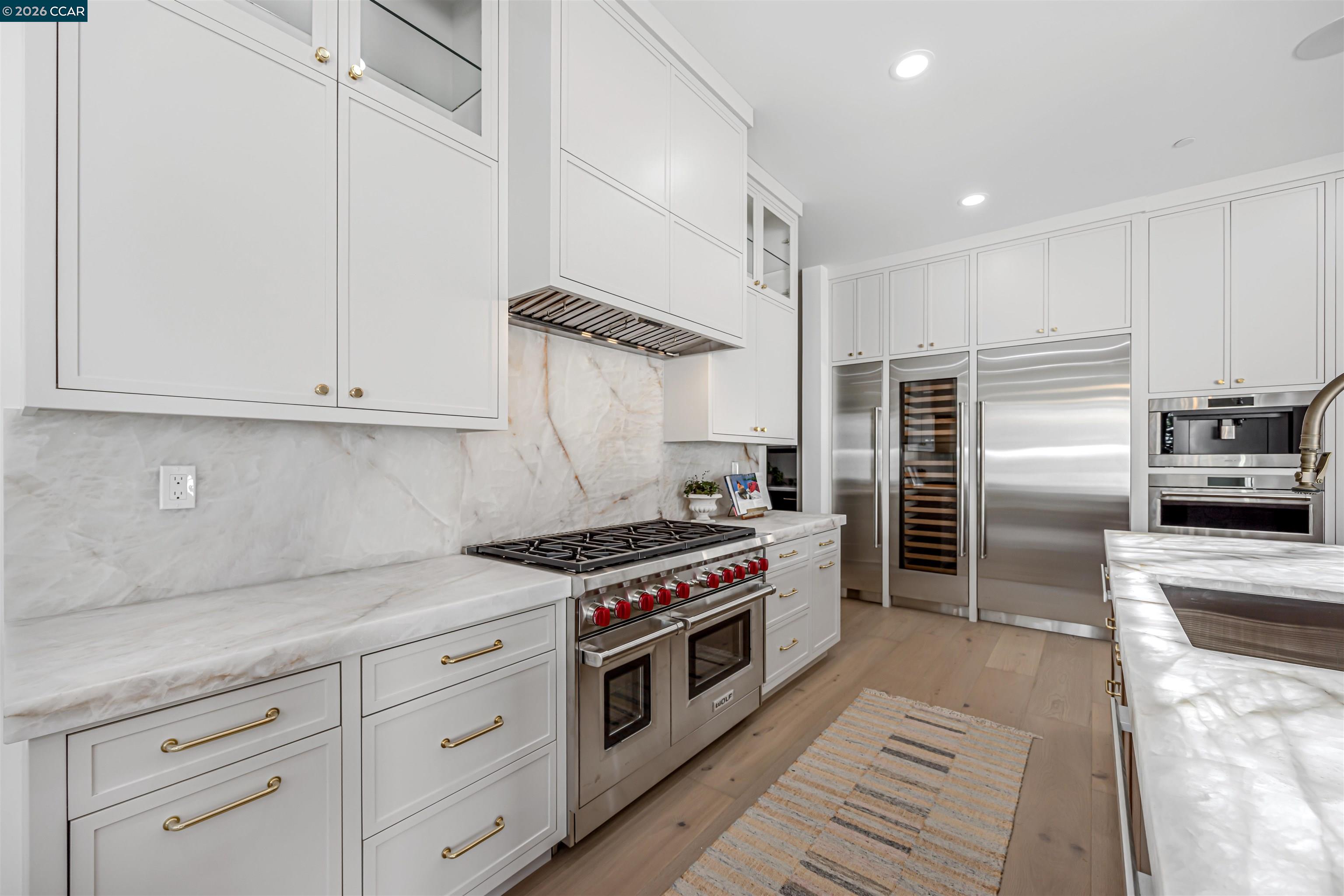 1570 Rancho View Dr