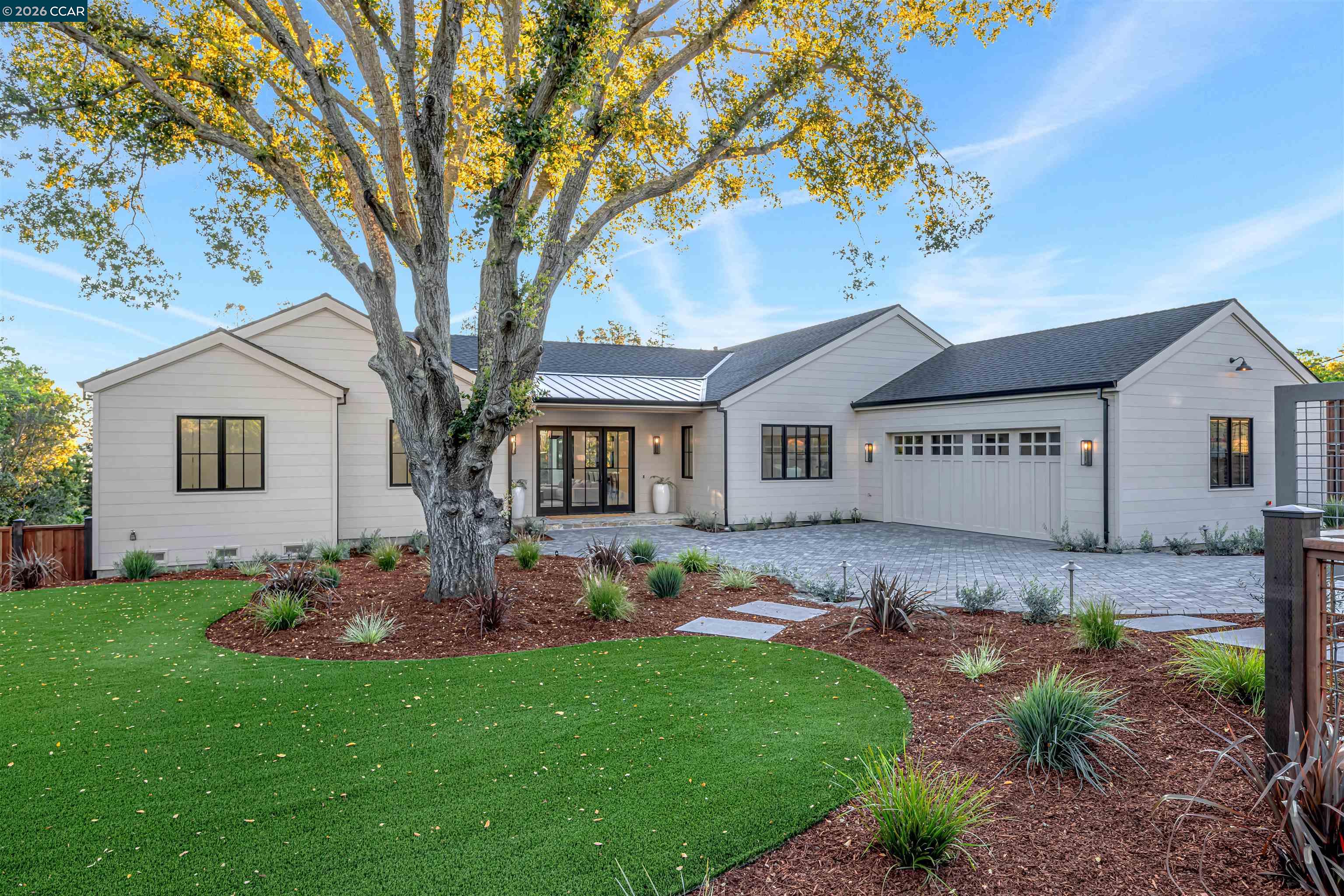 1570 Rancho View Dr
