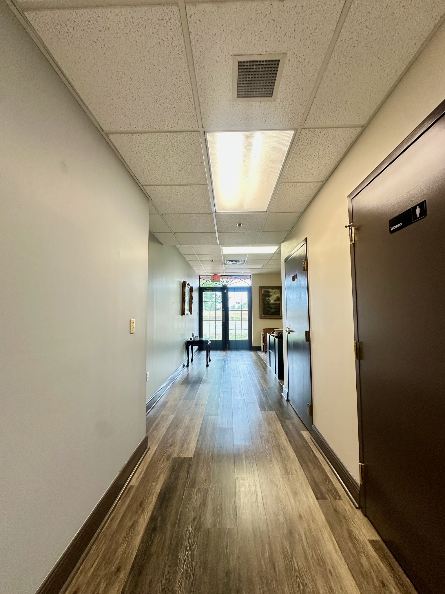 102 Castle Heights Blvd