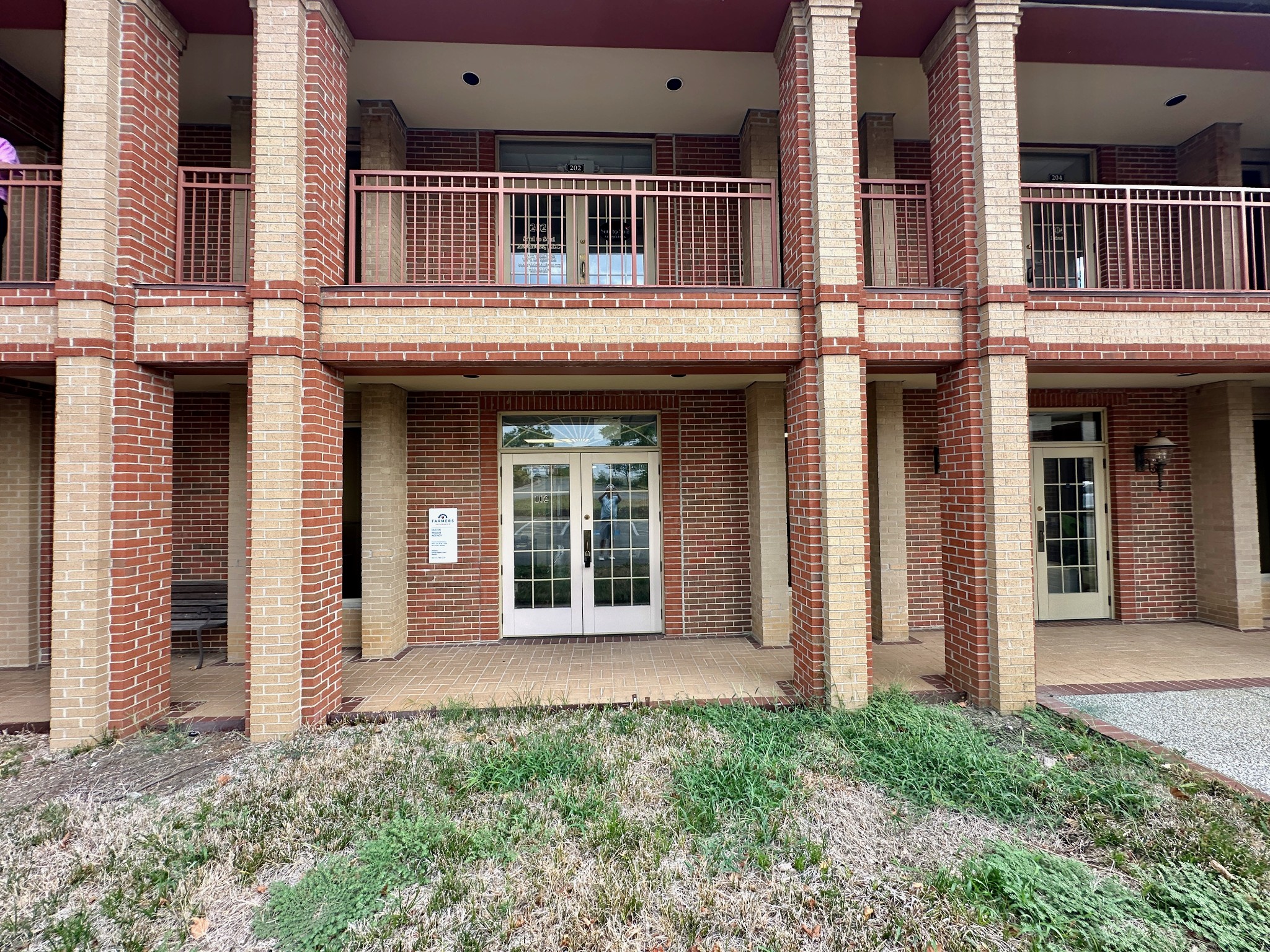 102 Castle Heights Blvd