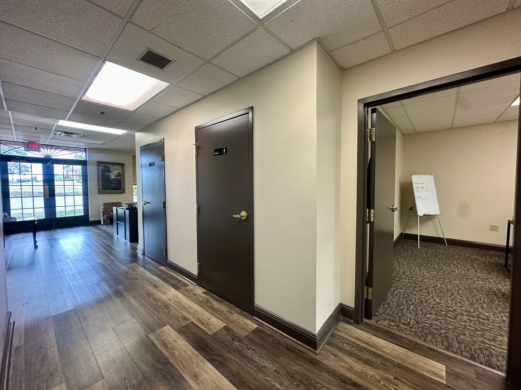 102 Castle Heights Blvd