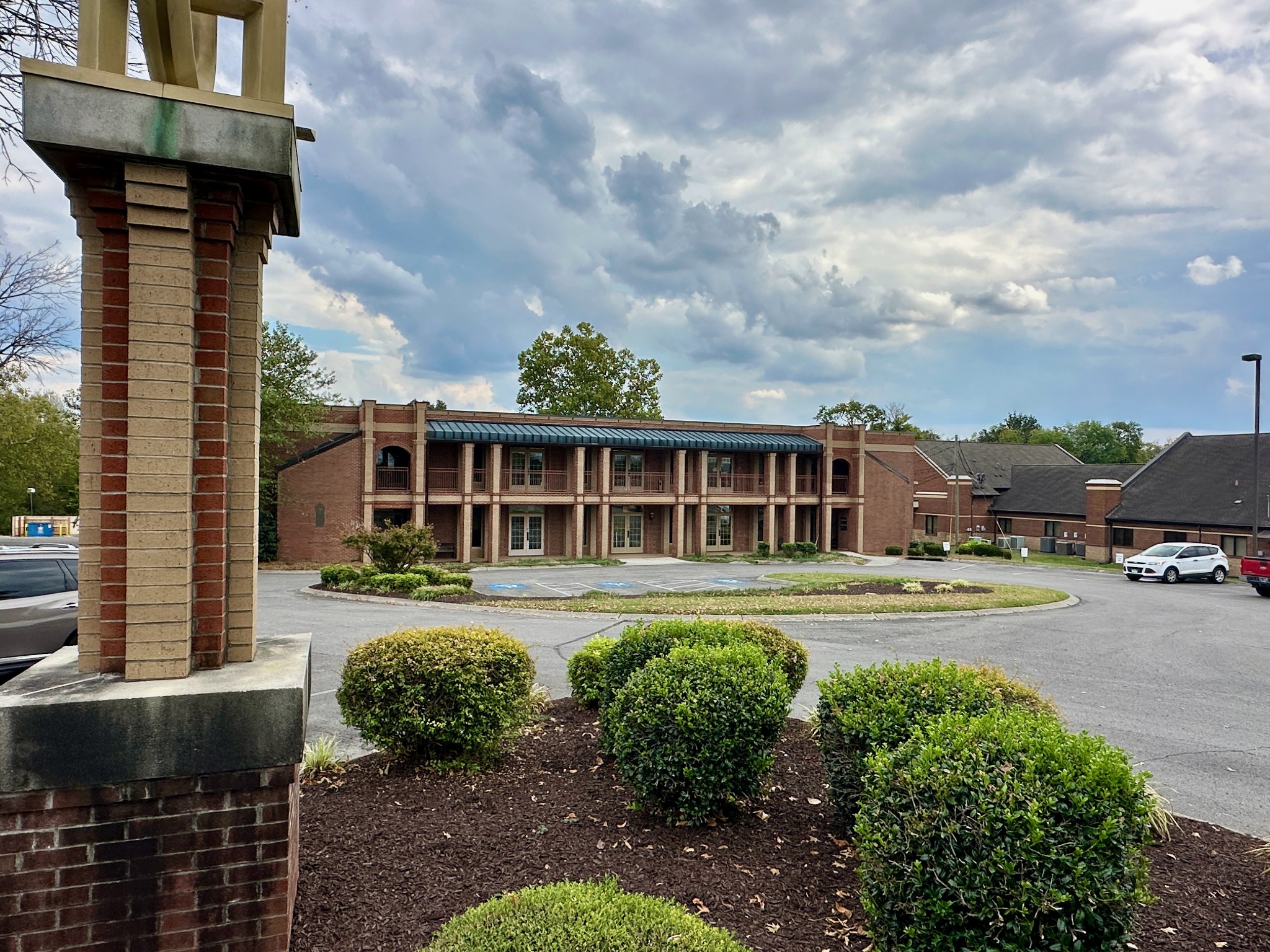 102 Castle Heights Blvd