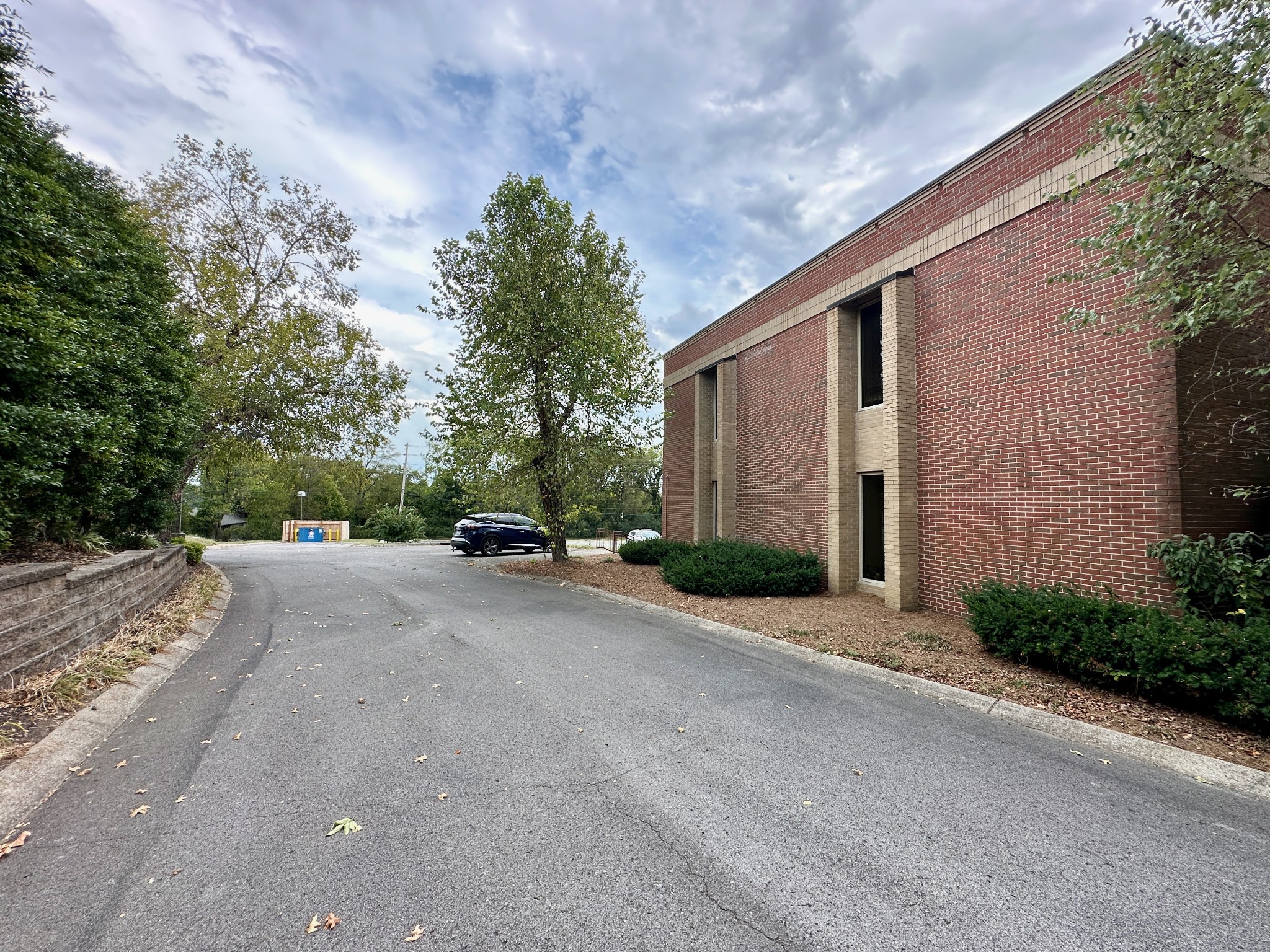 102 Castle Heights Blvd