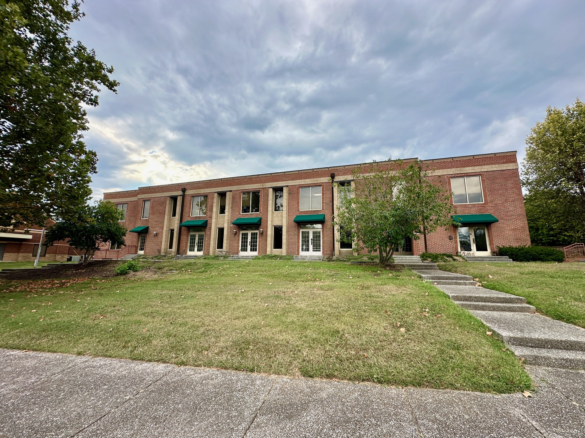 204 Castle Heights Blvd