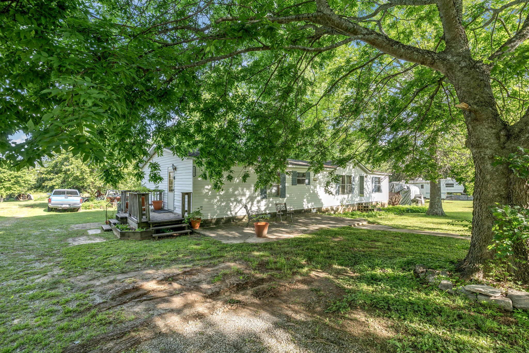 1182 Old Laguardo Rd, E