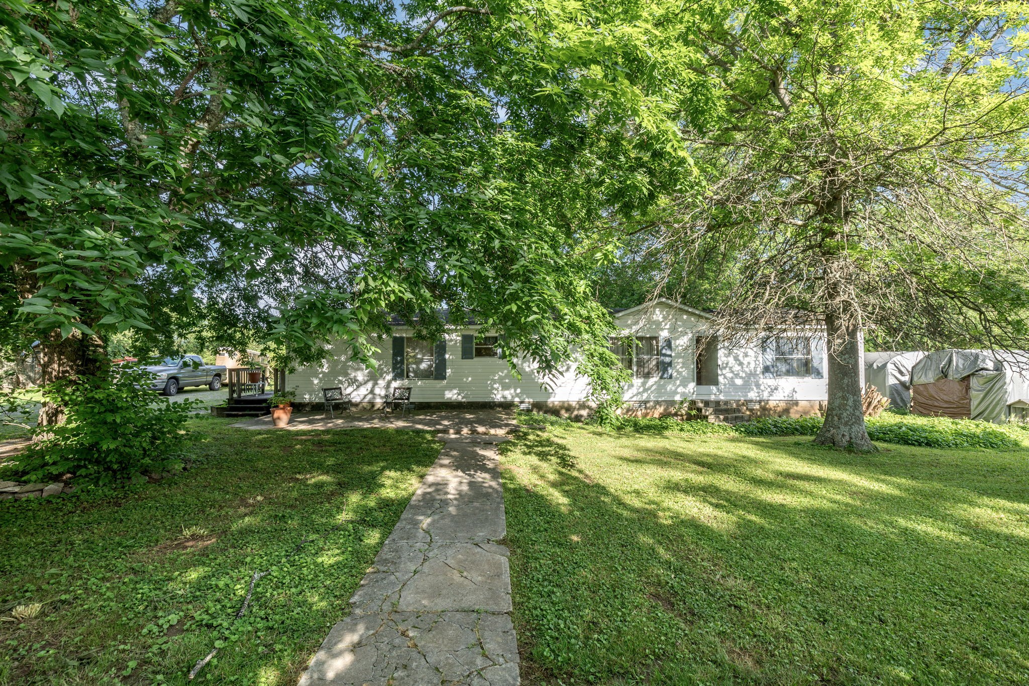 1182 Old Laguardo Rd, E