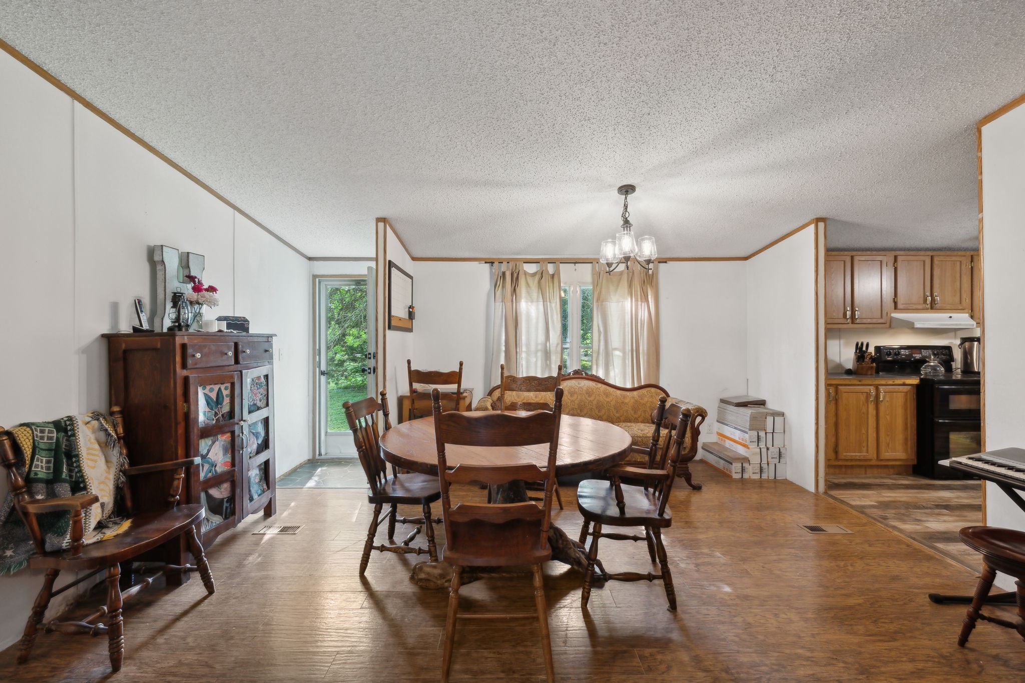 1182 Old Laguardo Rd, E