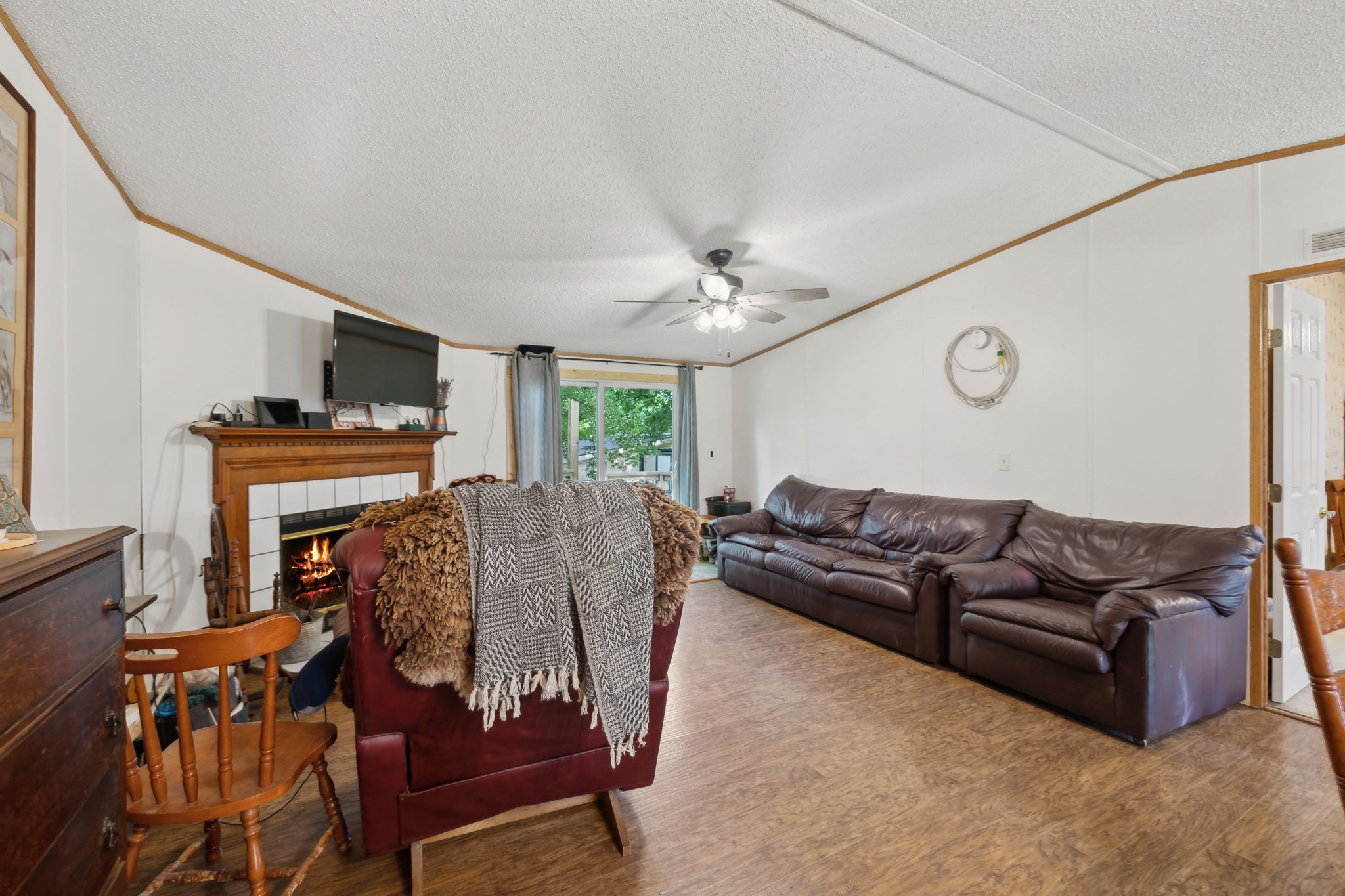 1182 Old Laguardo Rd, E