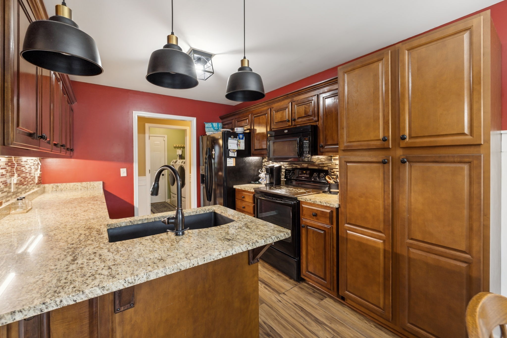 114 Falling Branch Ct