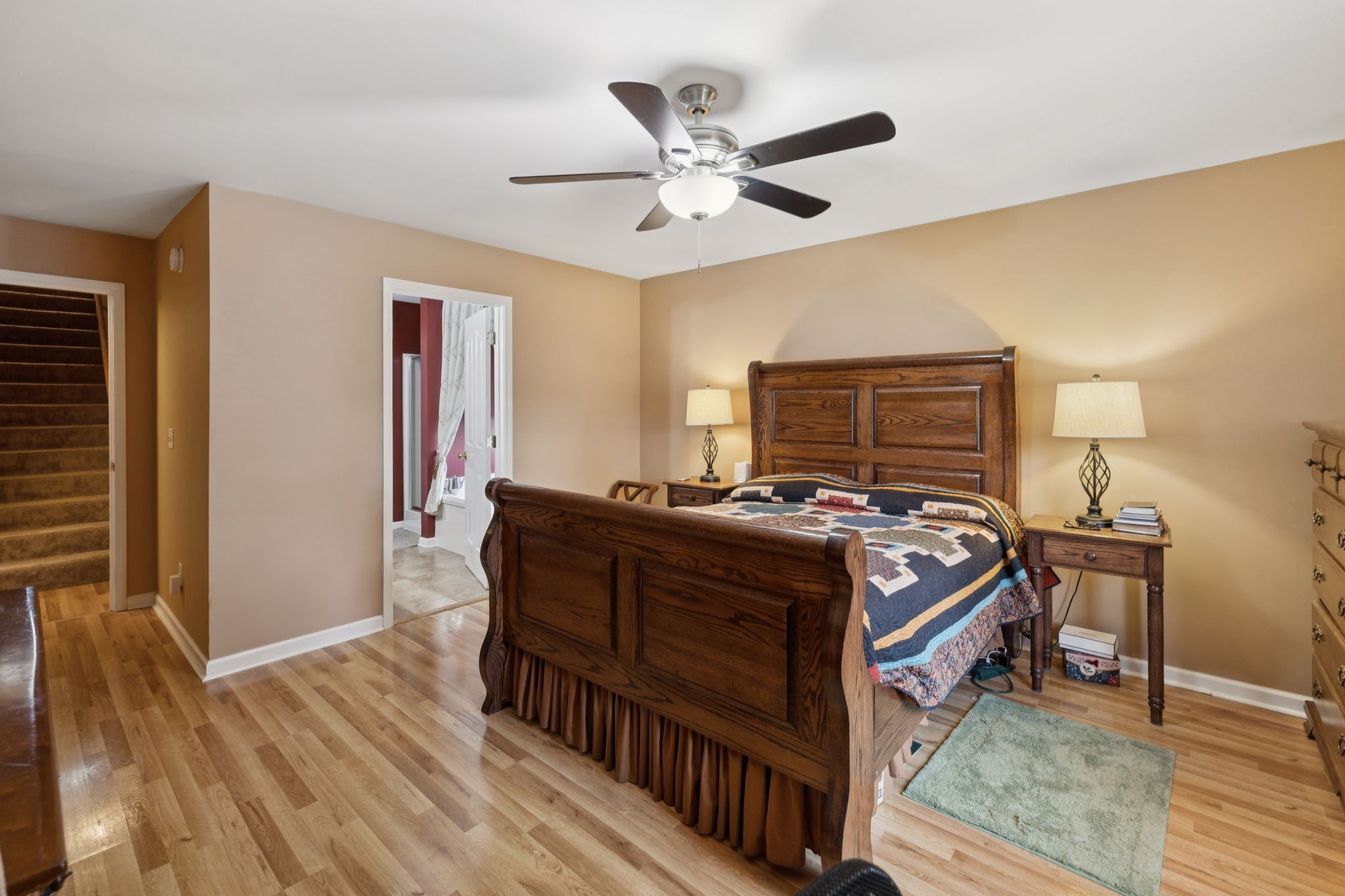 114 Falling Branch Ct