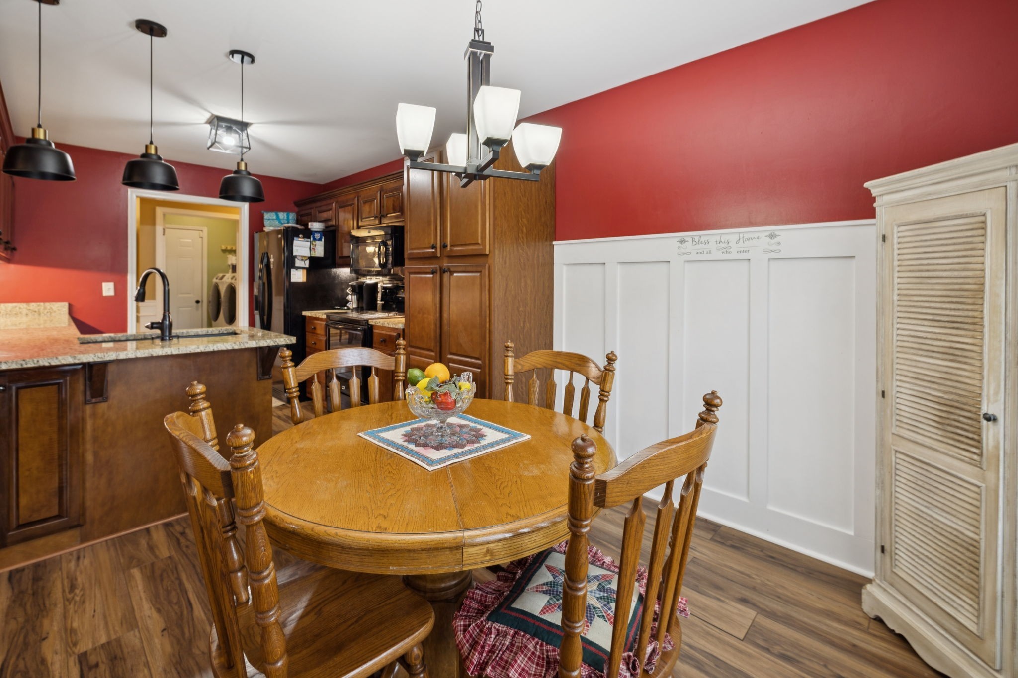 114 Falling Branch Ct