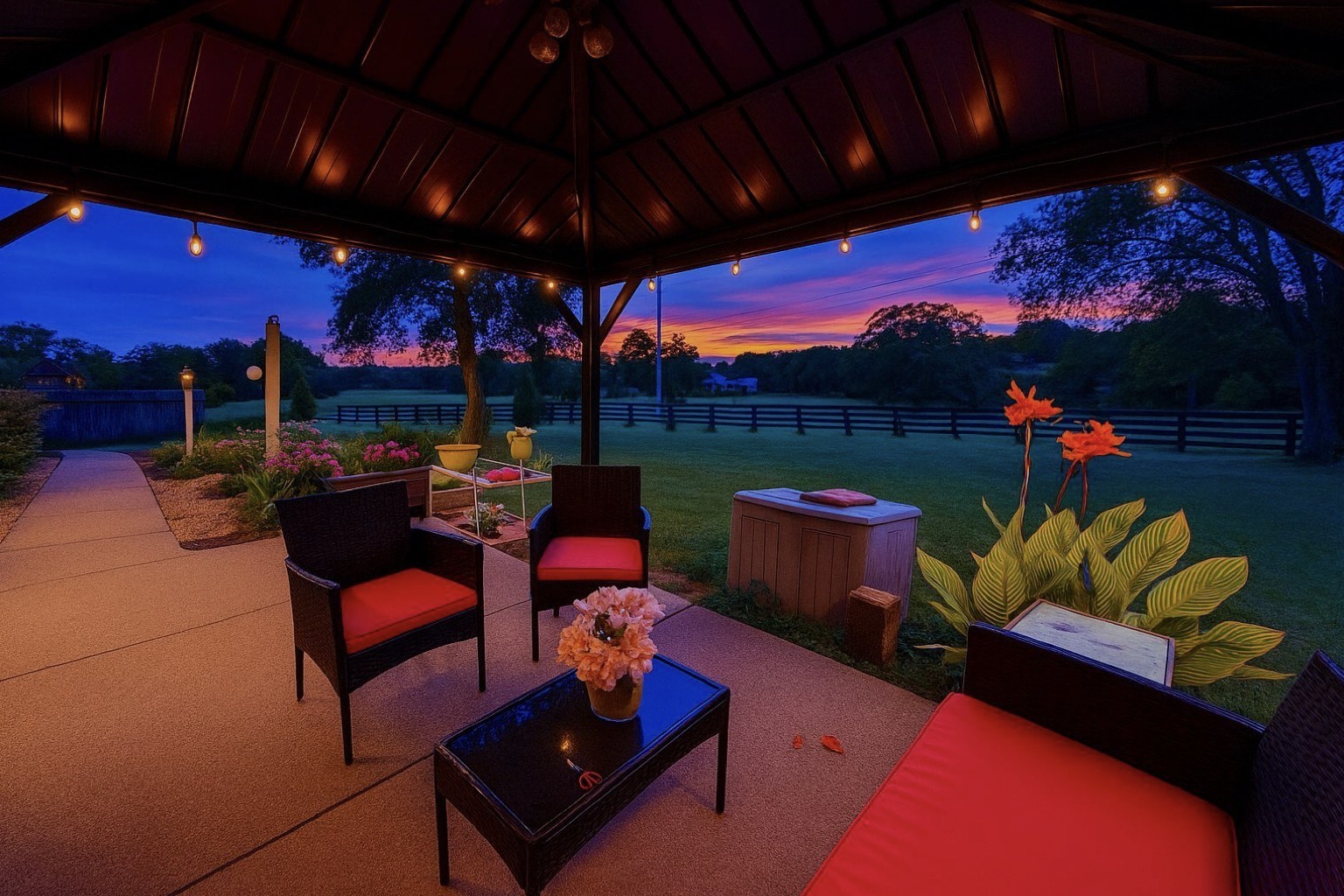 114 Falling Branch Ct