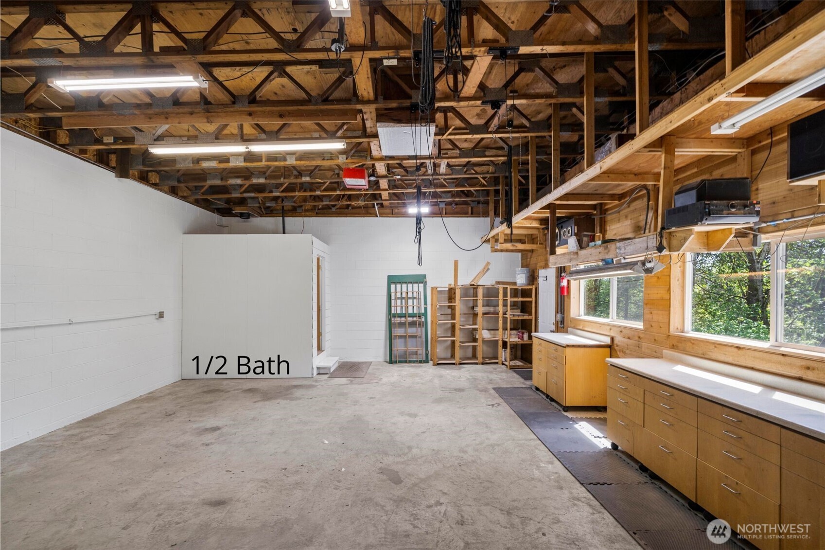10507 48th Street E
