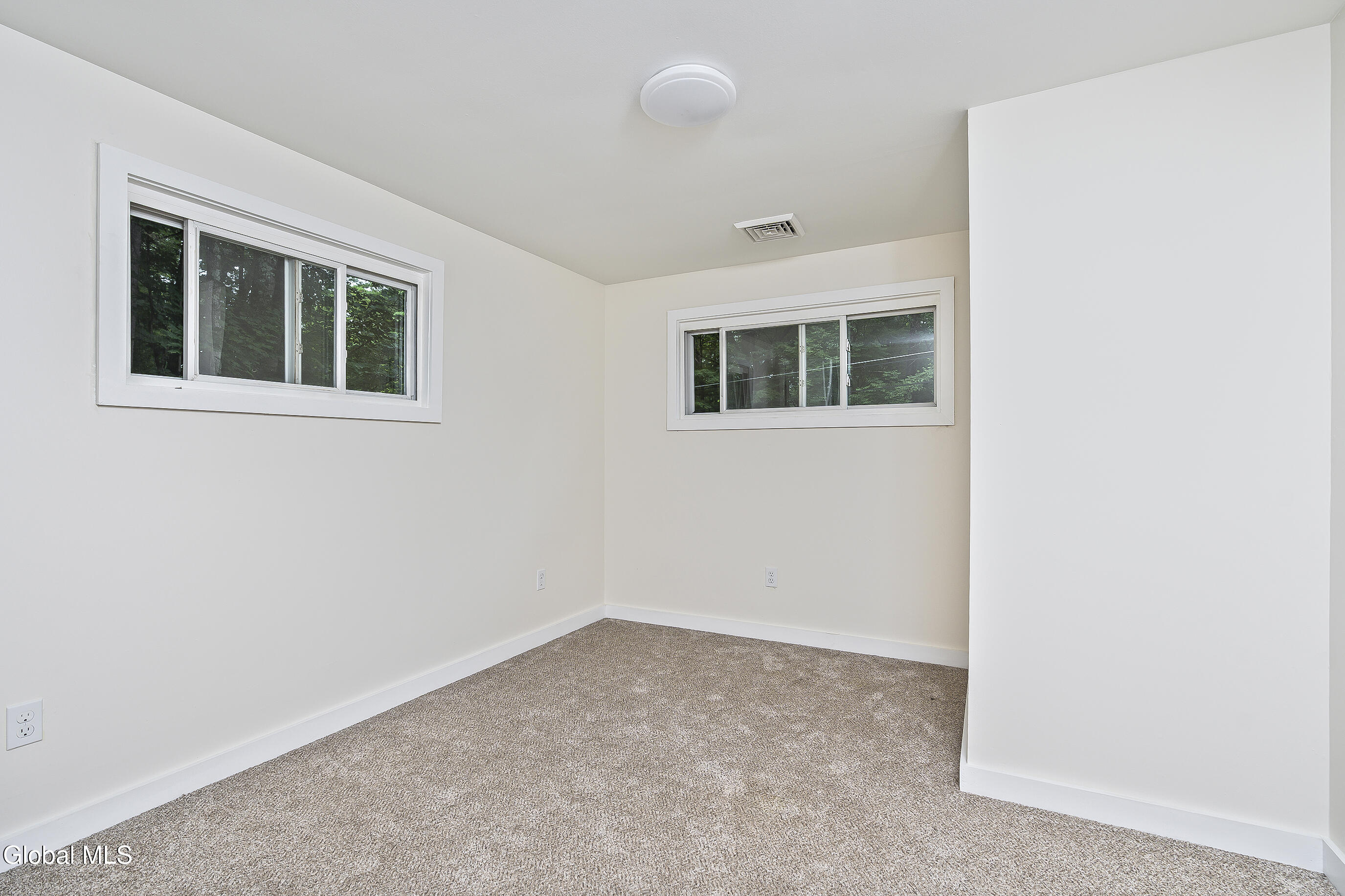 292 Bloody Pond Road