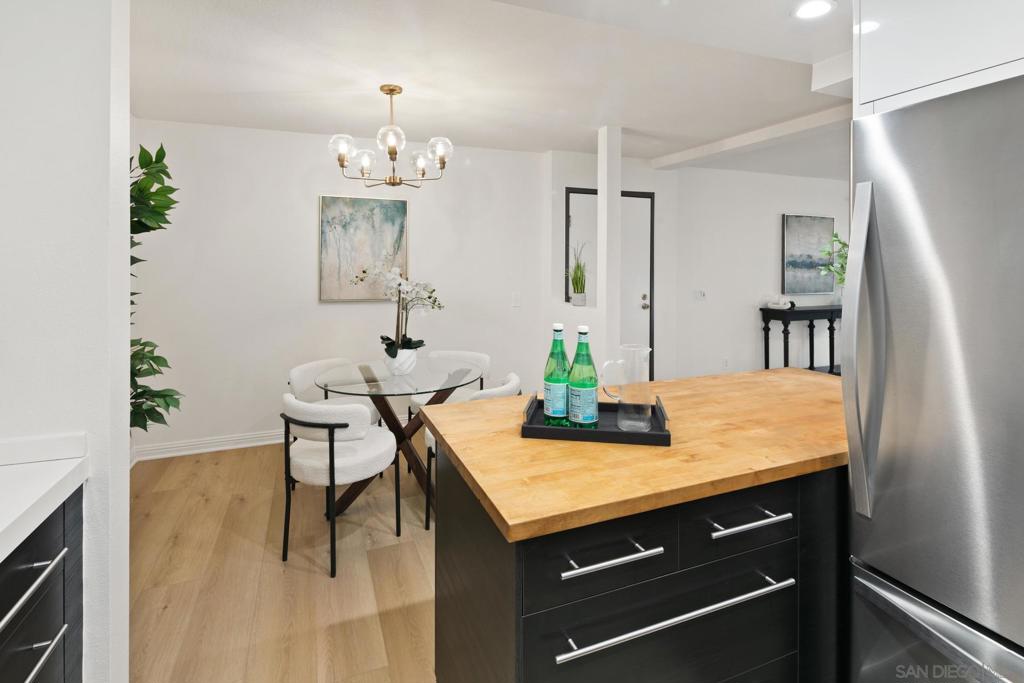 2323 Adams 102