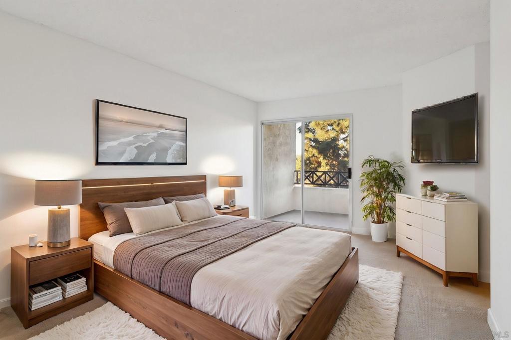 2039 Lakeridge 204