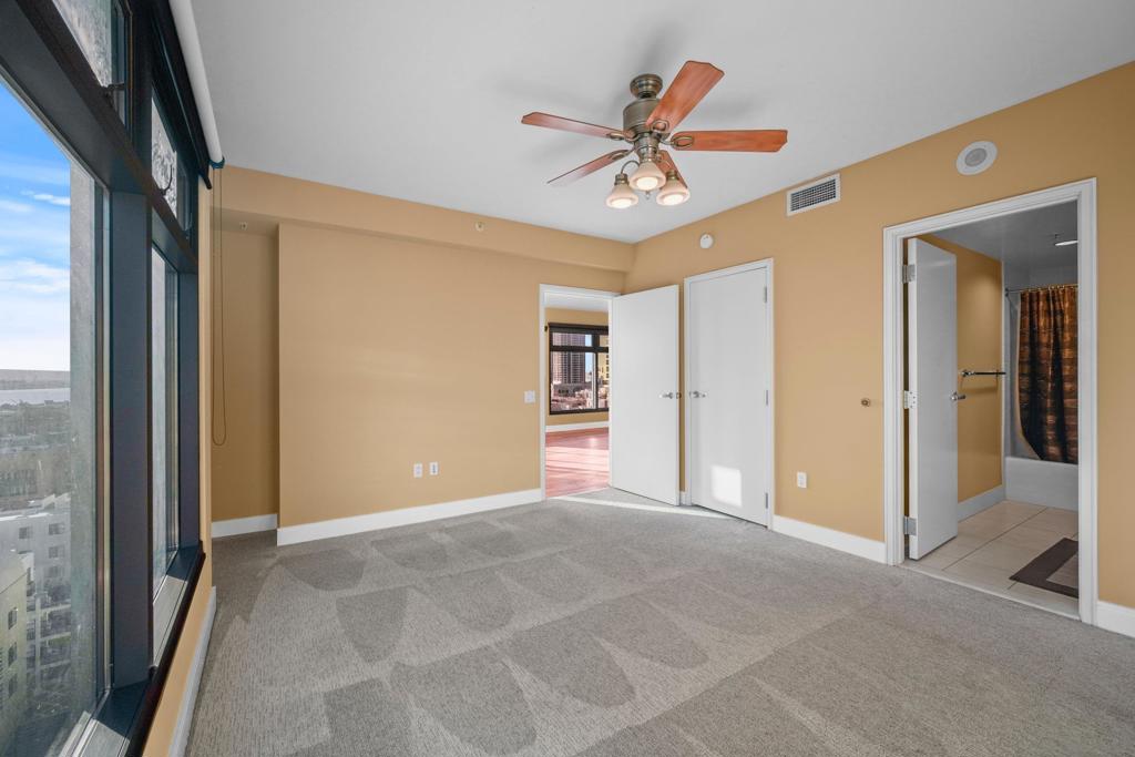 645 Front St 1206
