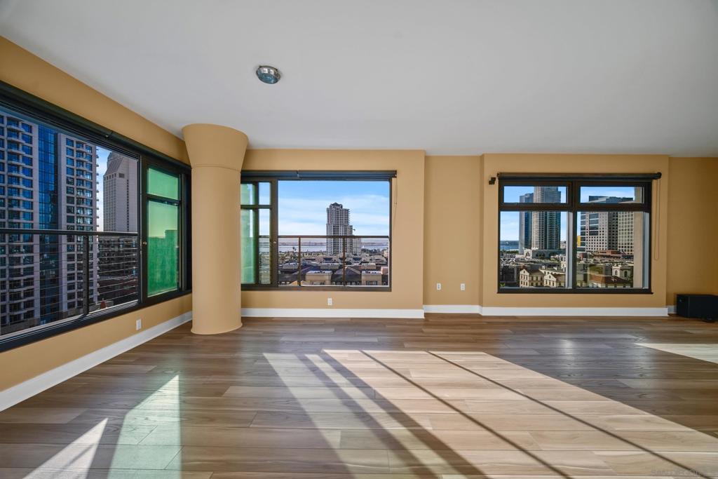 645 Front St 1206