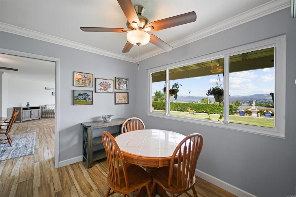 1516 Avenida Ladera