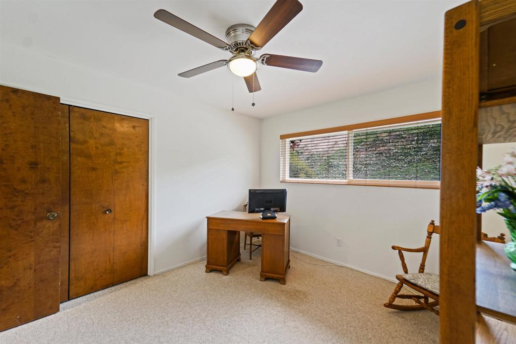 1516 Avenida Ladera