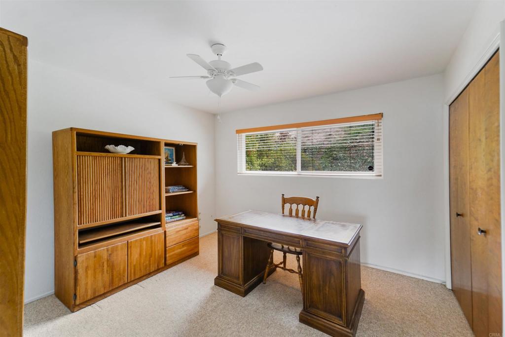 1516 Avenida Ladera