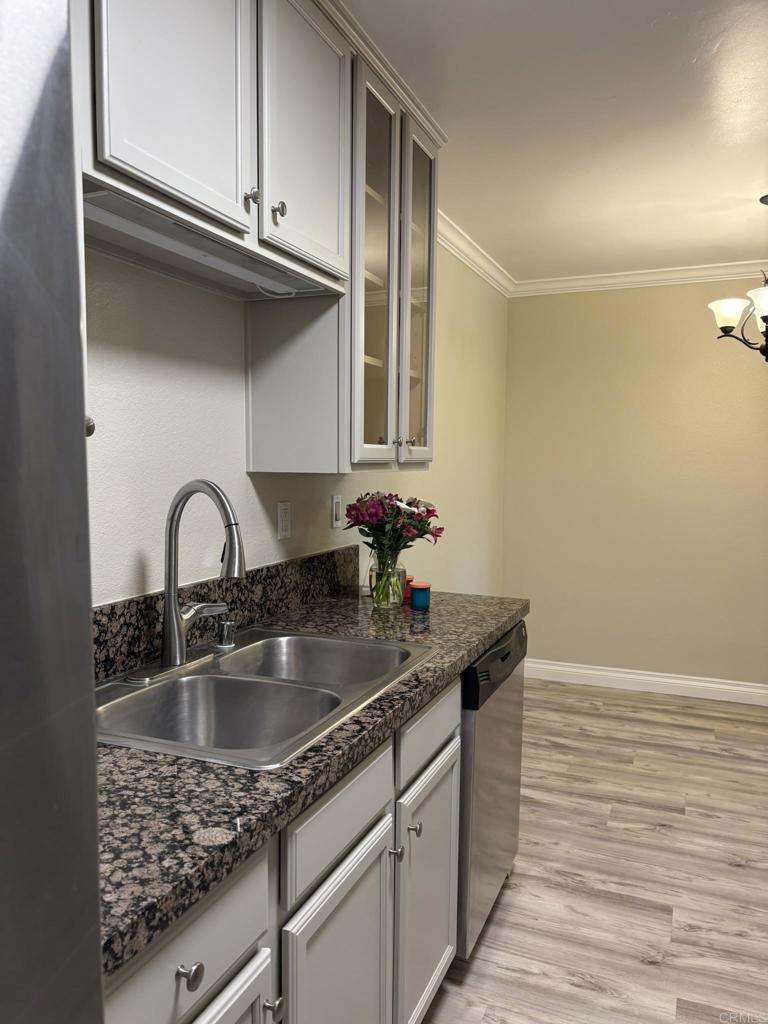 9919 Azuaga Street E105