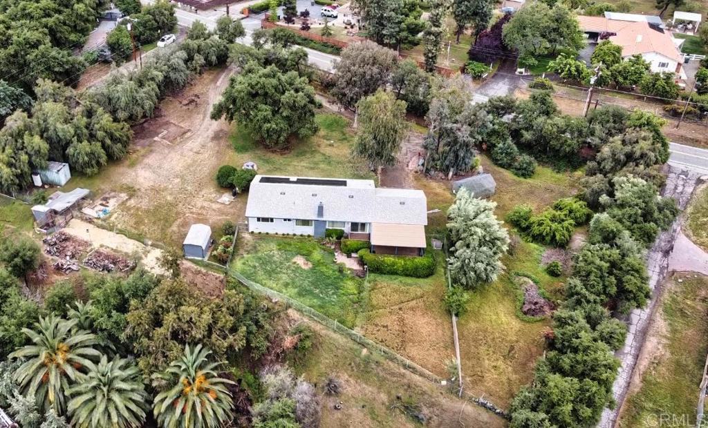 3130 E Victoria Drive
