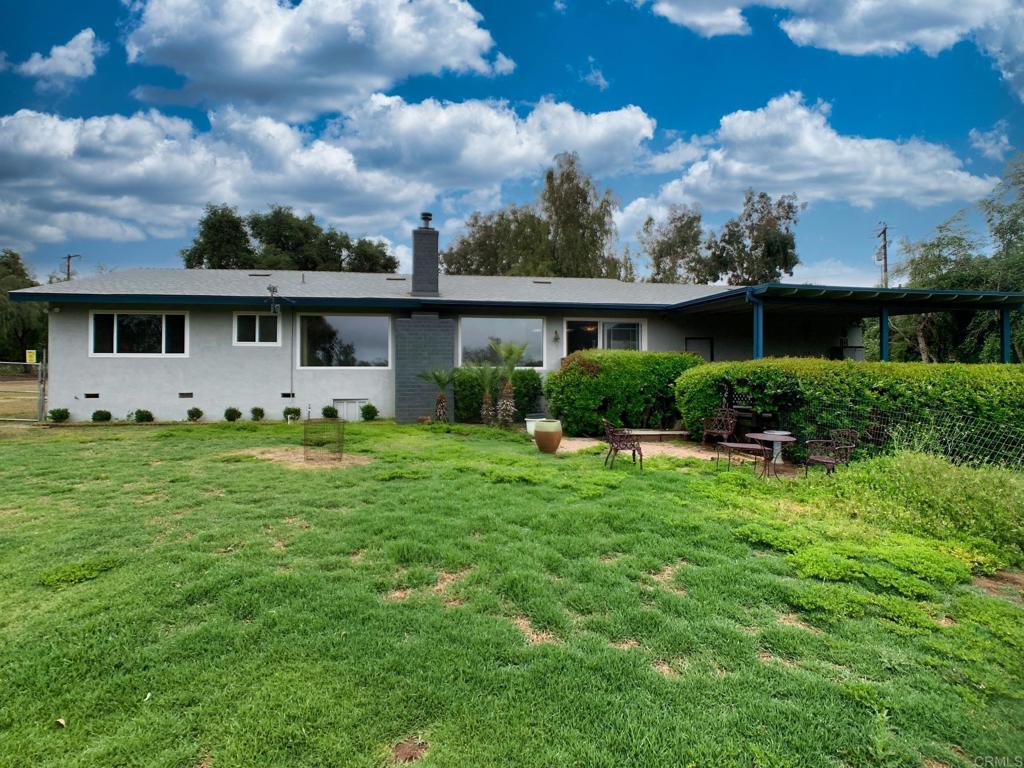 3130 E Victoria Drive