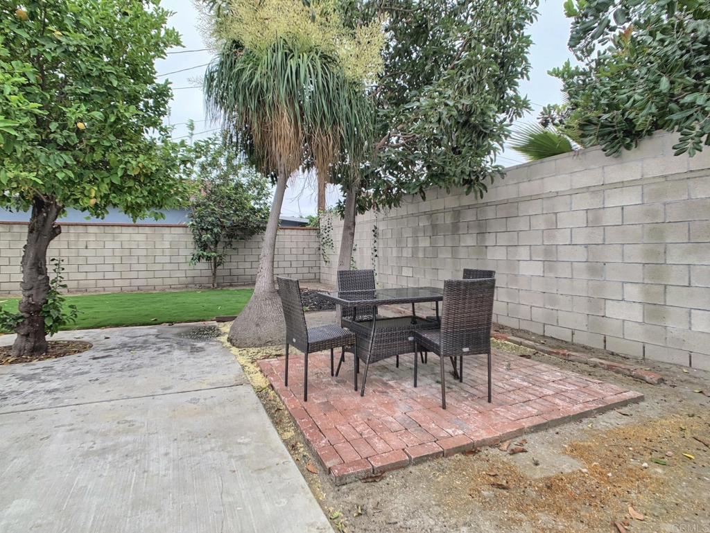 117 N Berniece Drive