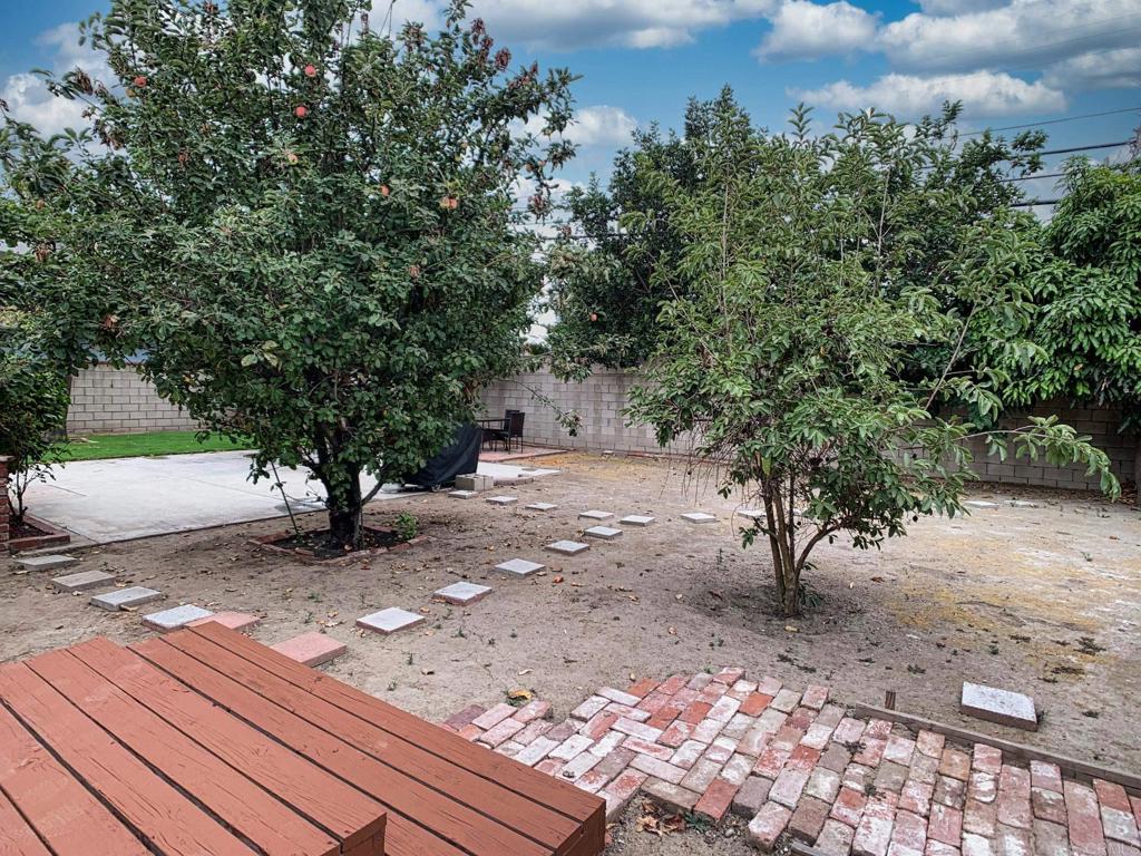 117 N Berniece Drive