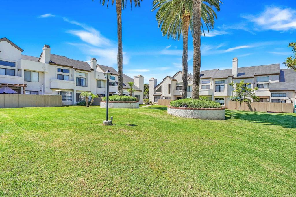 1526 Granite Hills Drive C