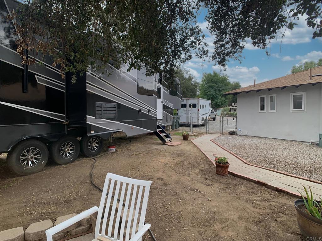 2419 Lake Morena Drive