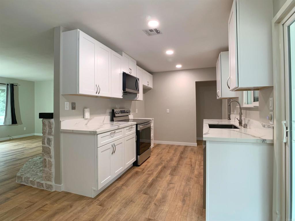 2419 Lake Morena Drive