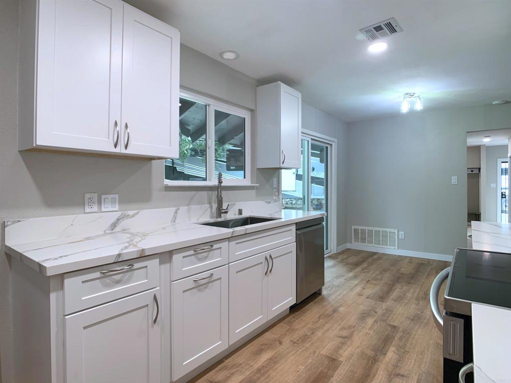 2419 Lake Morena Drive