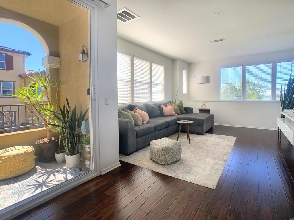 1503 Calabria Street