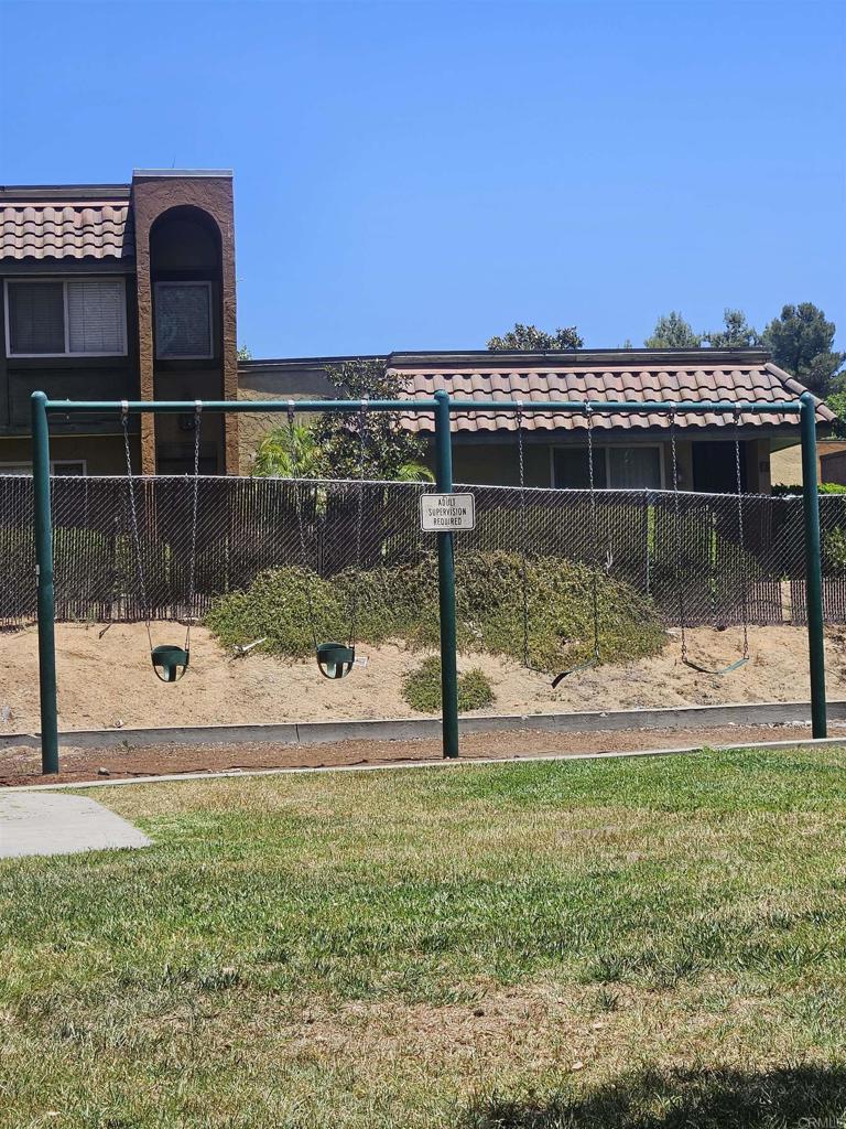 1350 N Escondido Boulevard 44