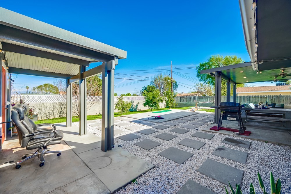 5151 Peacock Lane