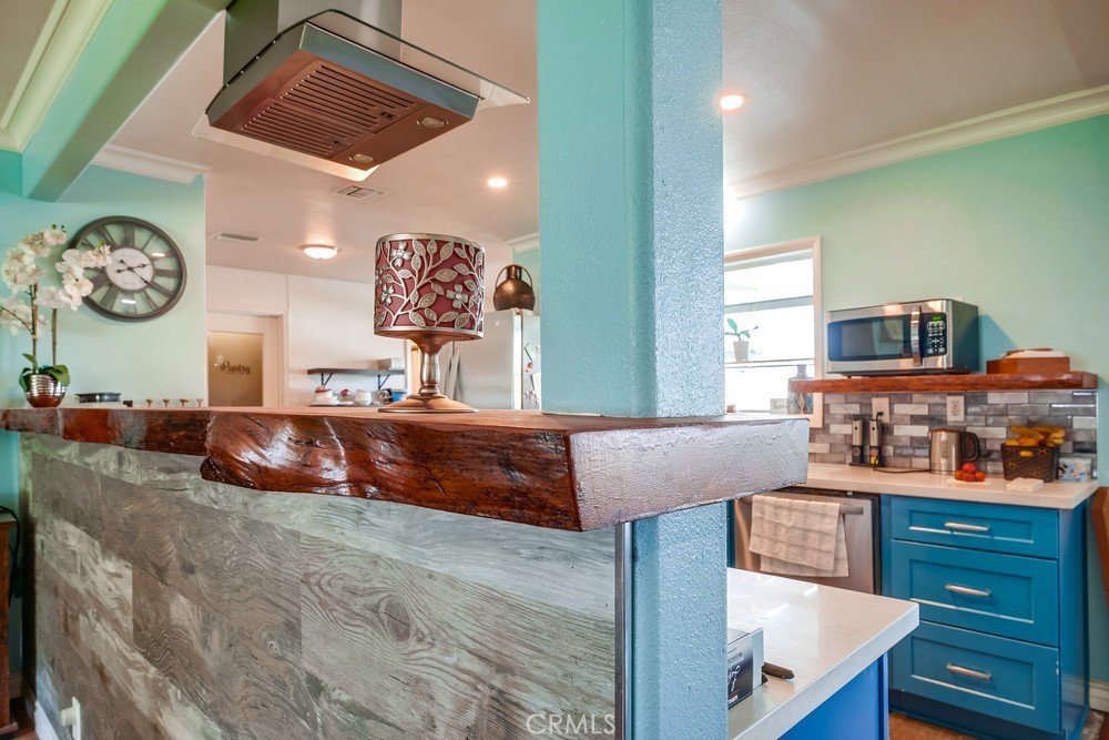 5151 Peacock Lane