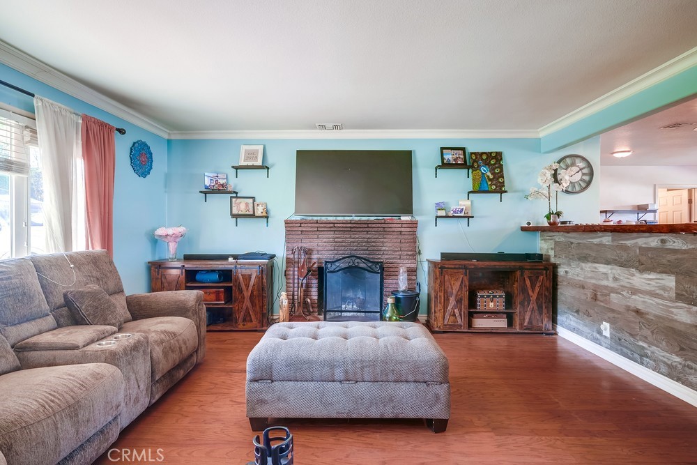 5151 Peacock Lane