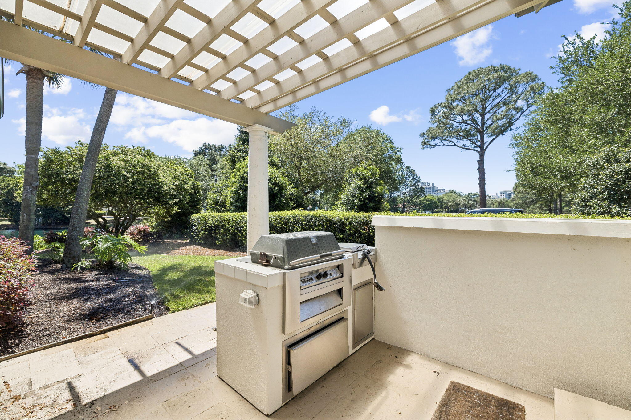 1823 Baytowne Avenue