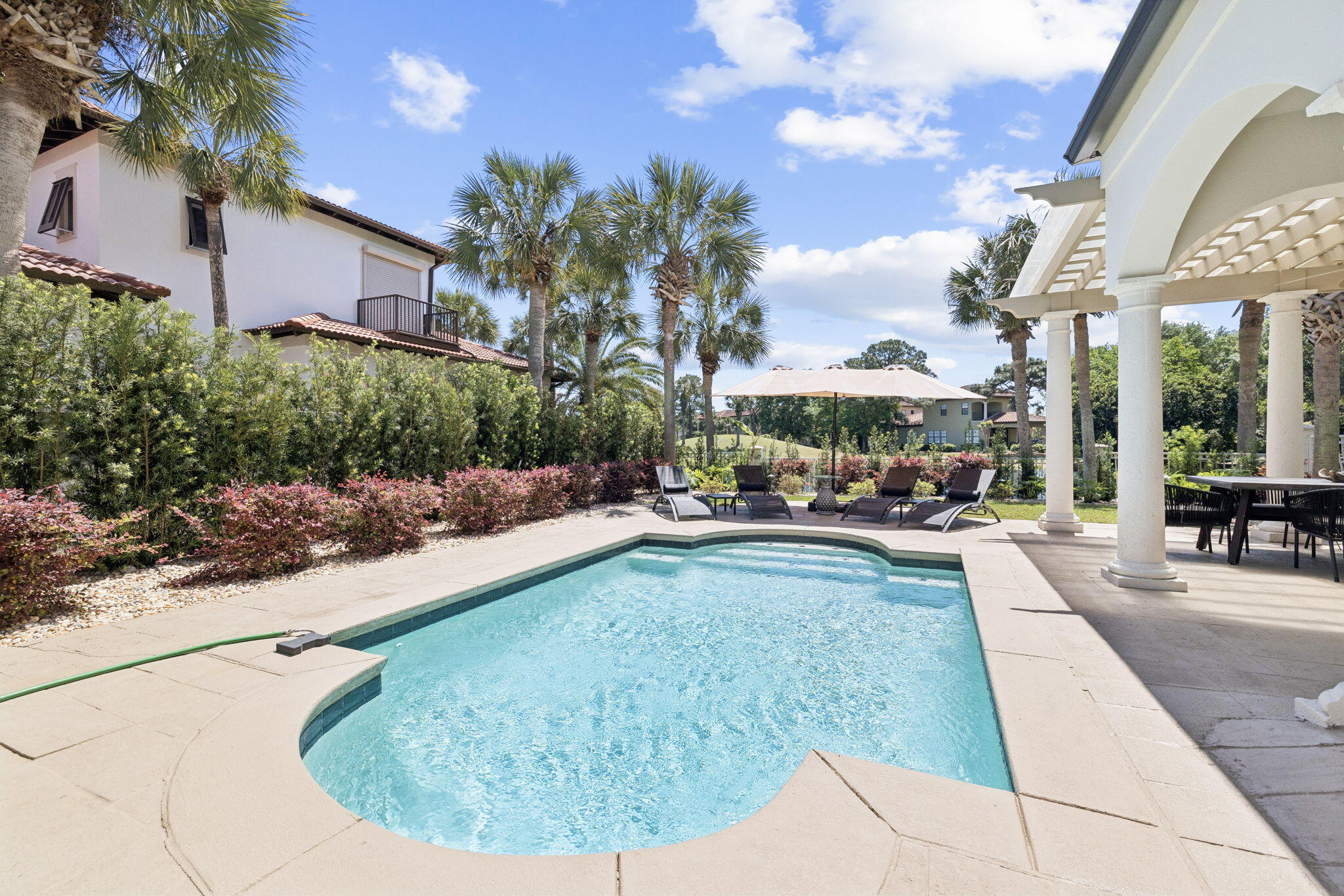 1823 Baytowne Avenue